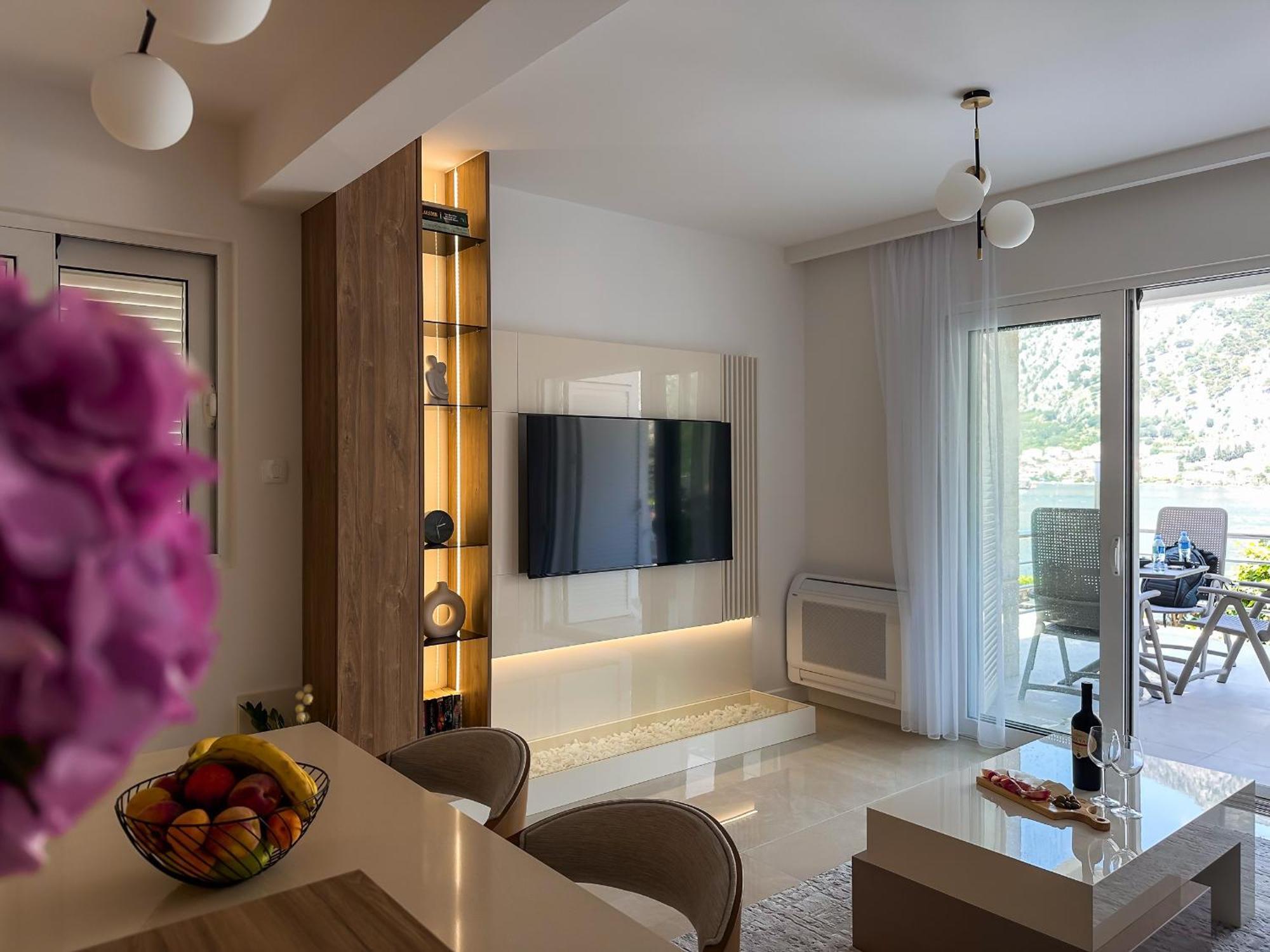 Chillout Apartment In Kotor Bay Zewnętrze zdjęcie