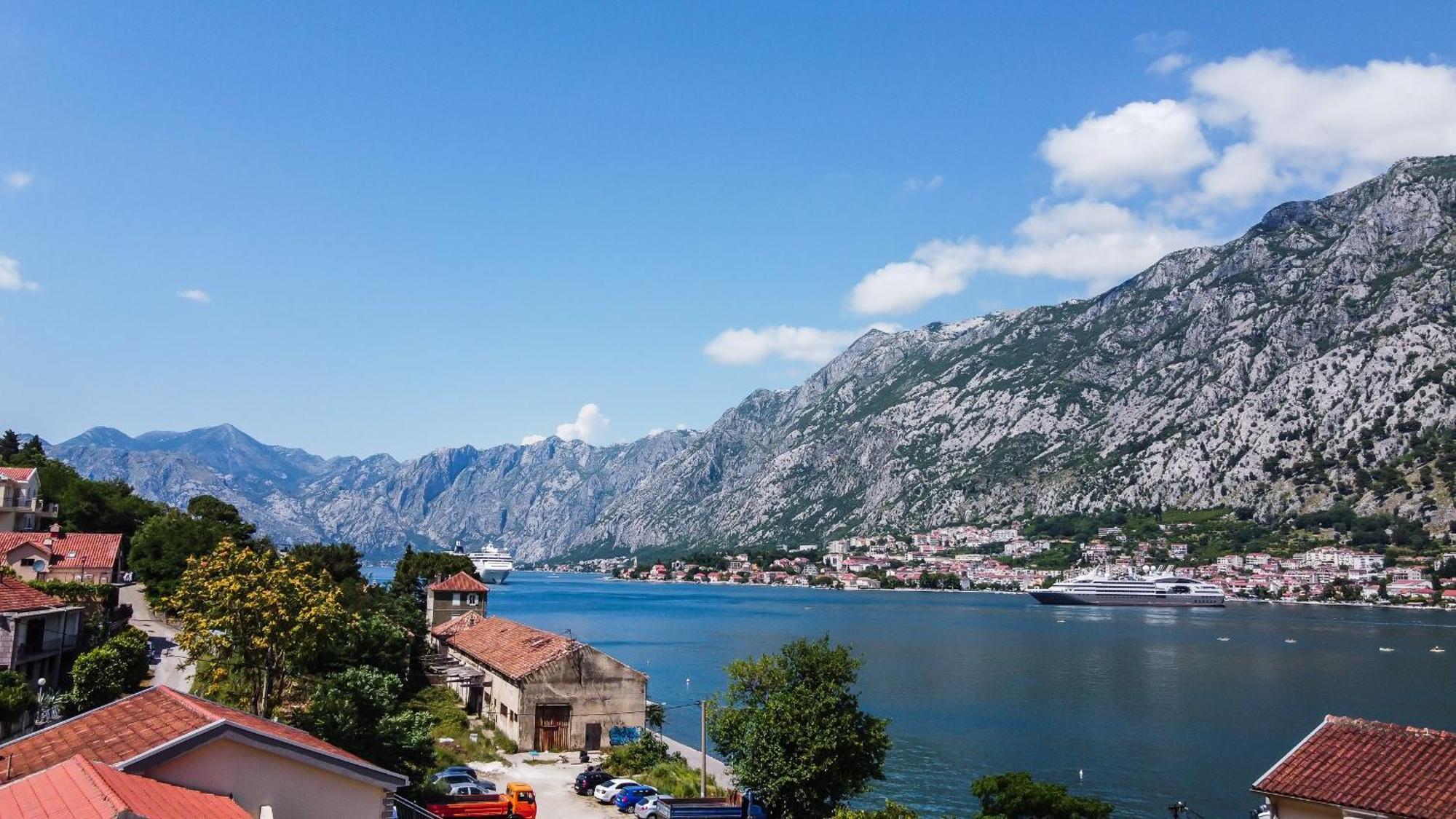 Chillout Apartment In Kotor Bay Zewnętrze zdjęcie